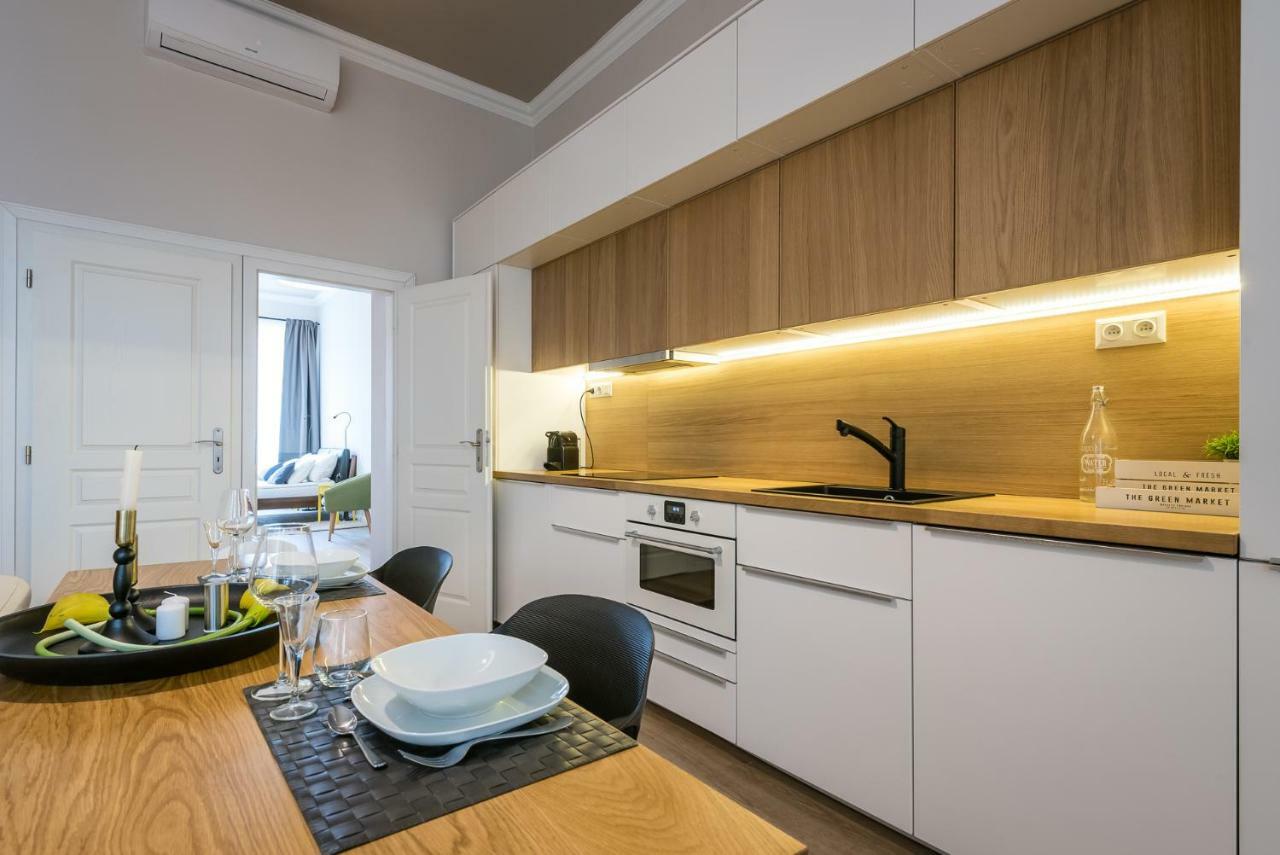 H75 Apartments Kosice Centre Εξωτερικό φωτογραφία